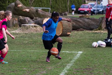 Bild 83 - C-Juniorinnen MTSV Olympia Neum�nster - SV Wahlstedt : Ergebnis: 7:4